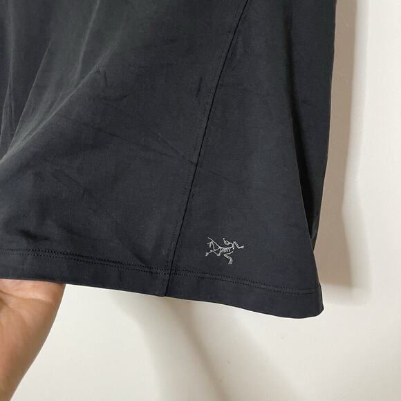 ARC'TERYX relaxed fit black short sleeve womens polo size medium - Picture 3 of 5